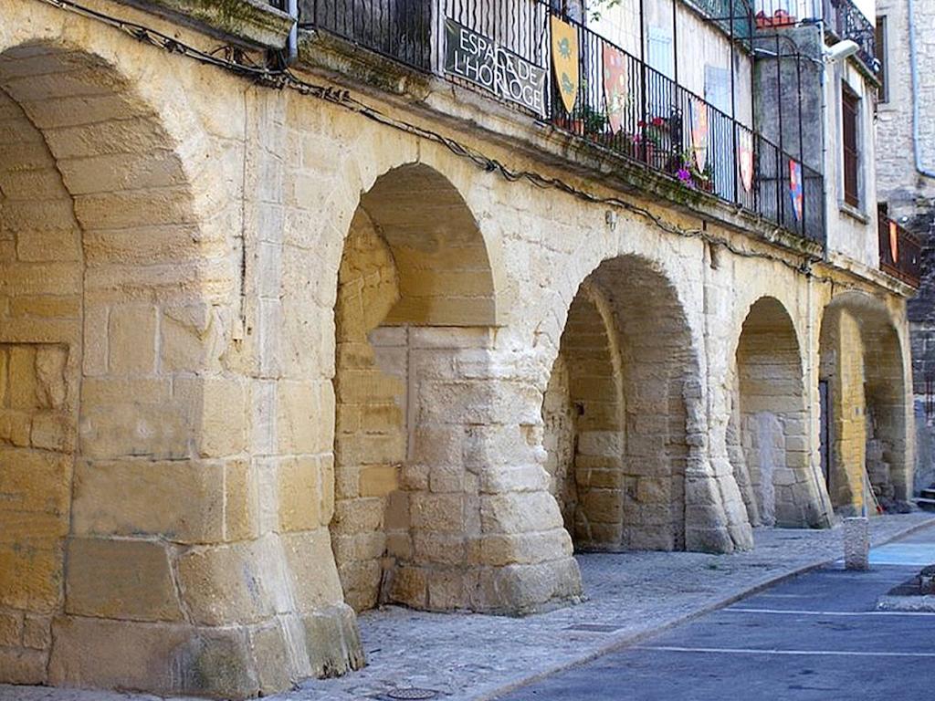 Hotel Estelou Sommières Buitenkant foto