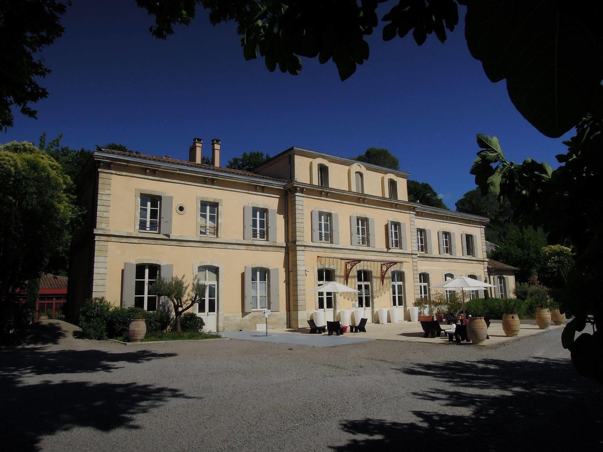 Hotel Estelou Sommières Buitenkant foto