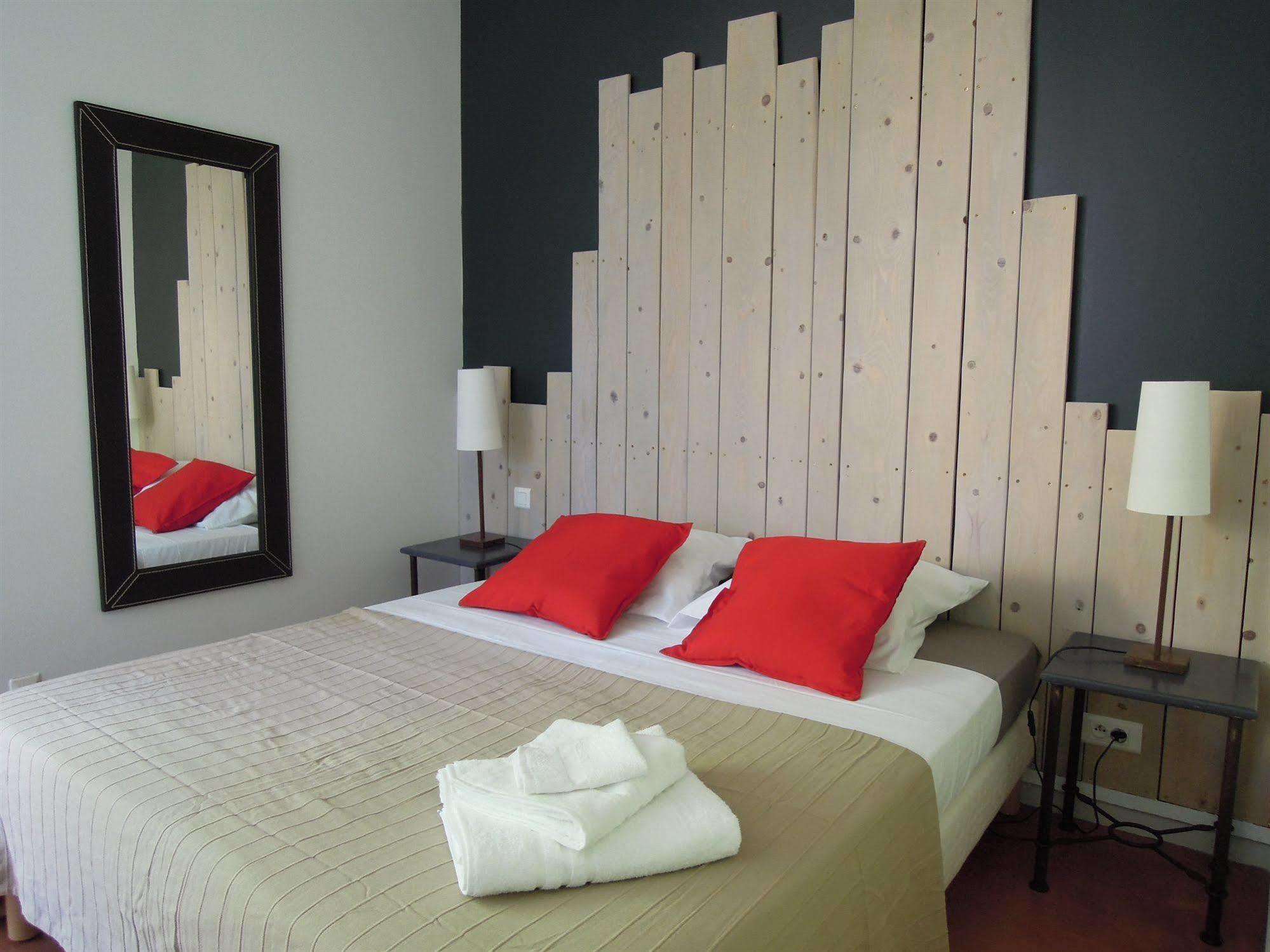 Hotel Estelou Sommières Buitenkant foto