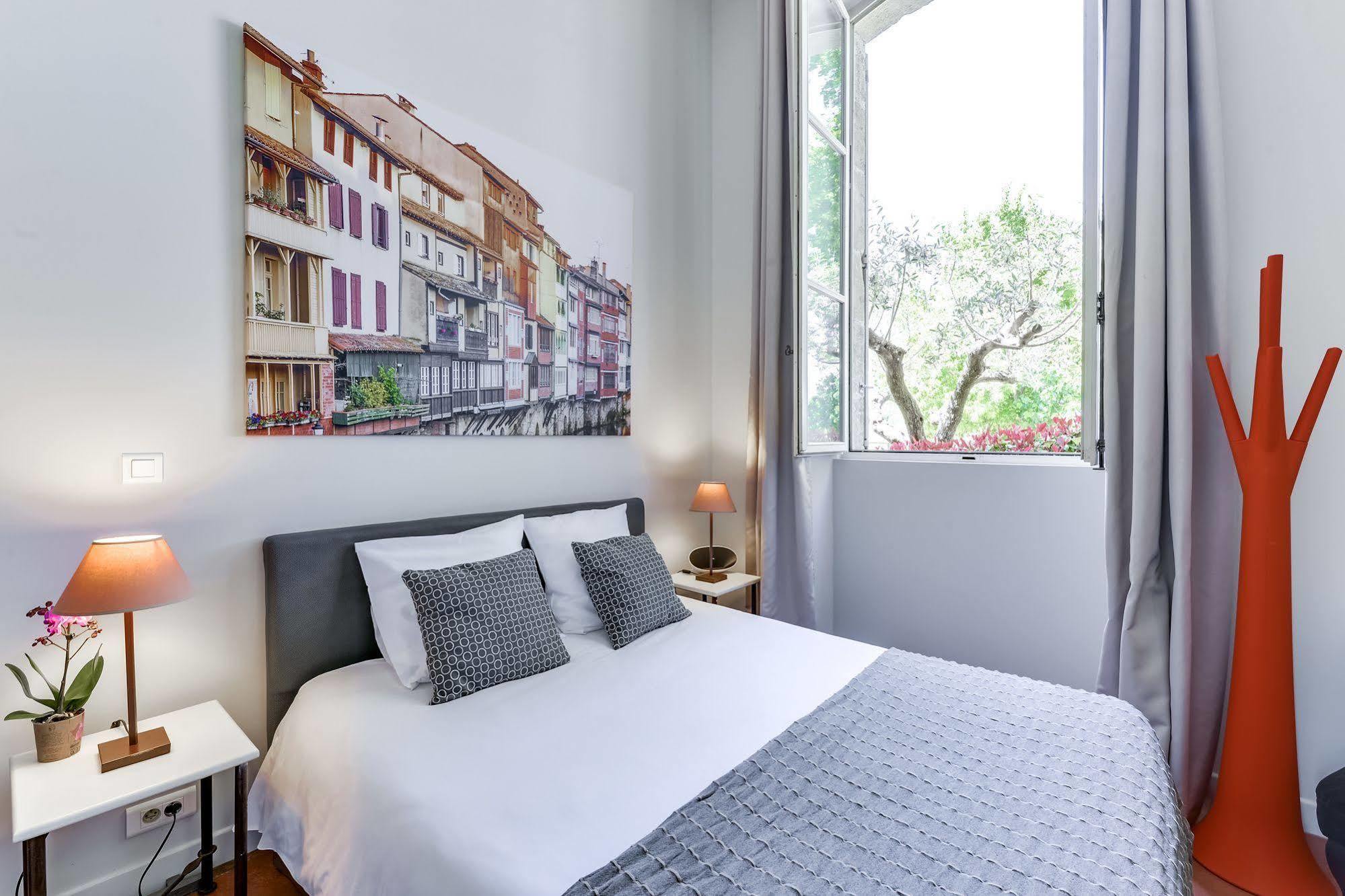 Hotel Estelou Sommières Buitenkant foto