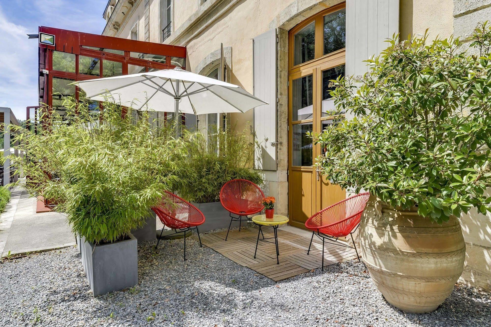 Hotel Estelou Sommières Buitenkant foto