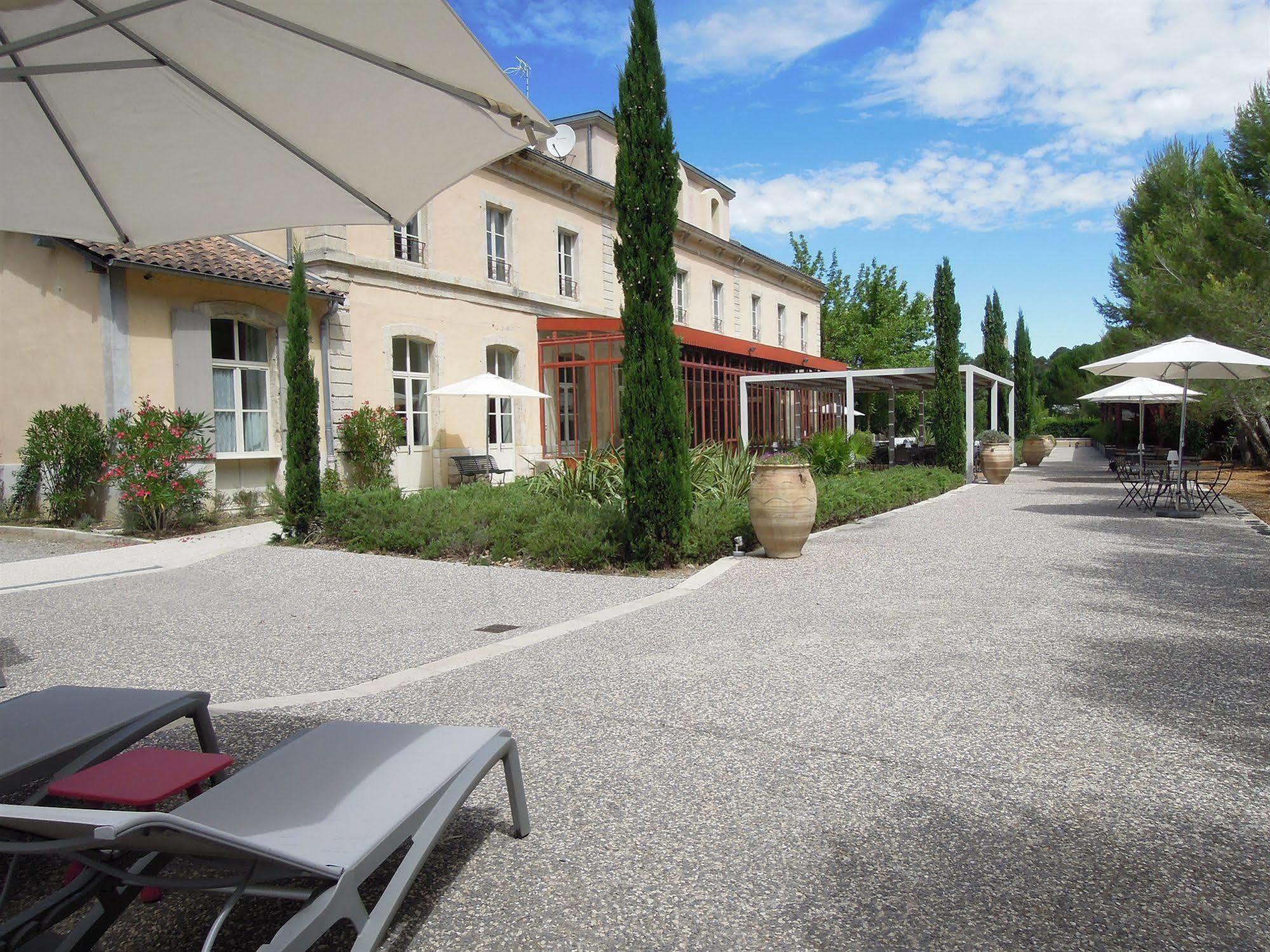Hotel Estelou Sommières Buitenkant foto